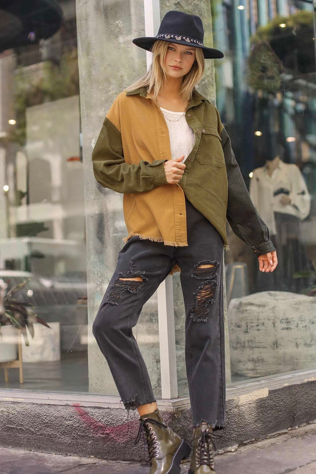Raw Hem Distressed Jeans