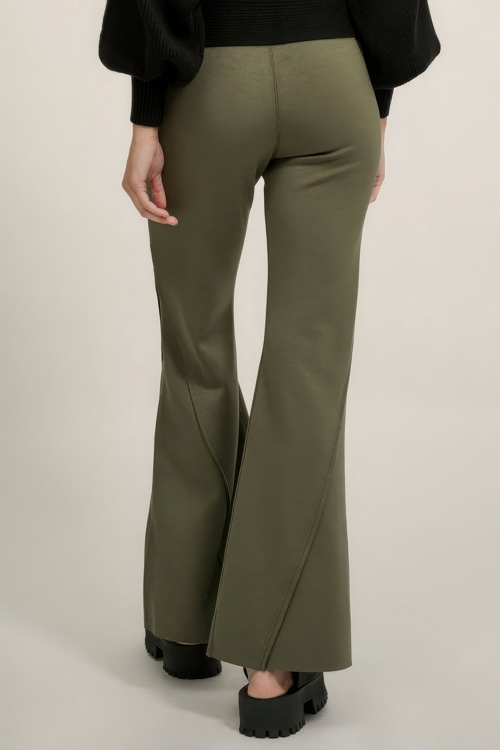 Expose Seam Flare Pants