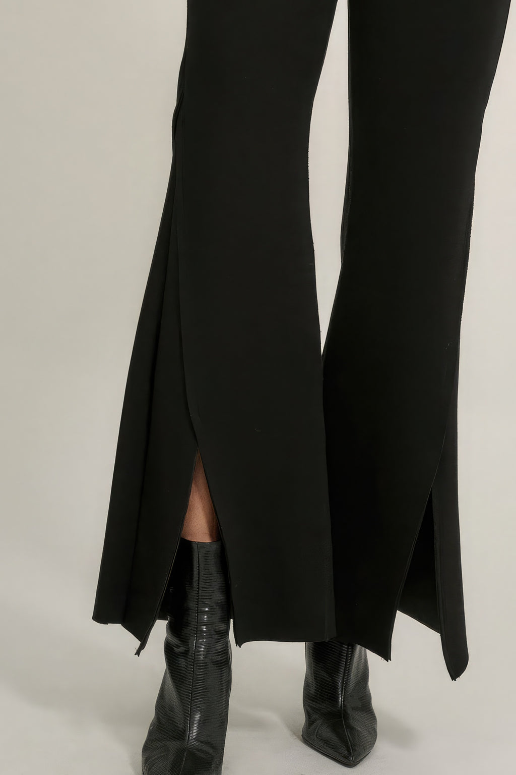 Expose Seam Flare Pants