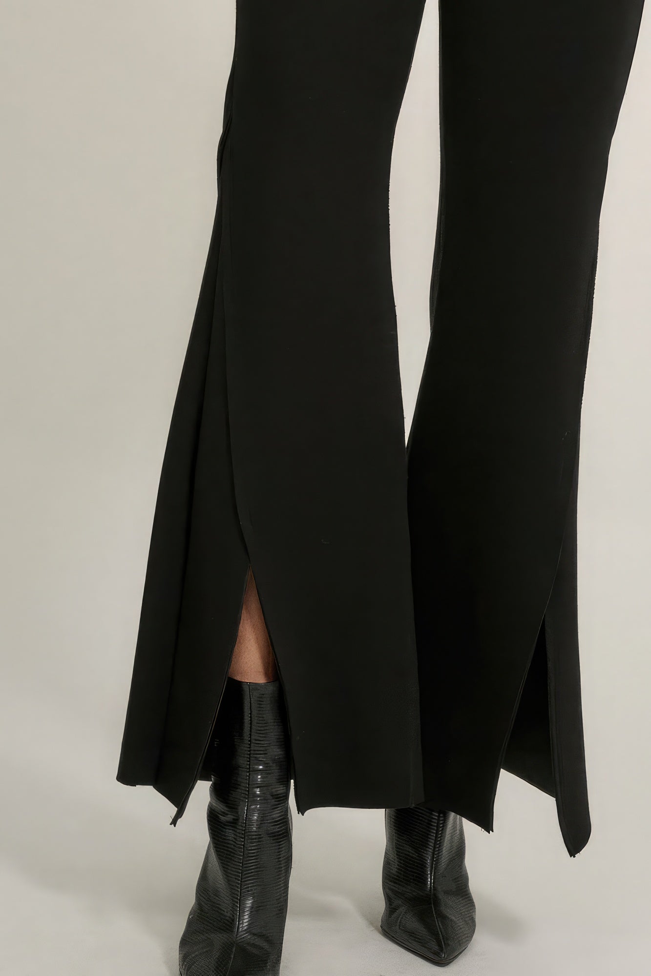 Expose Seam Flare Pants