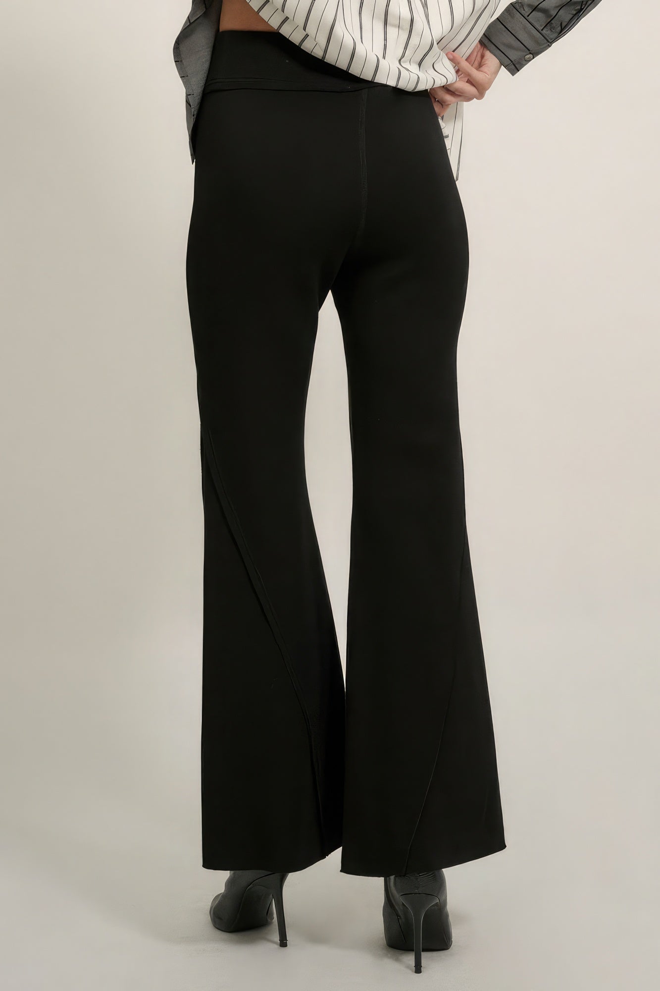 Expose Seam Flare Pants